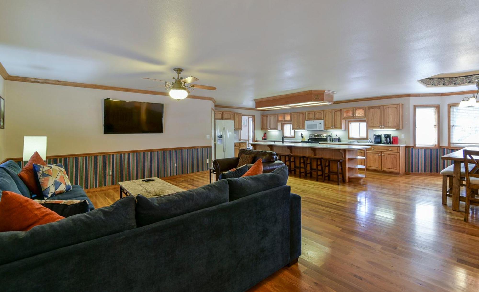 5 Bedroom Vacation Home Next To Silver Dollar City Branson Extérieur photo