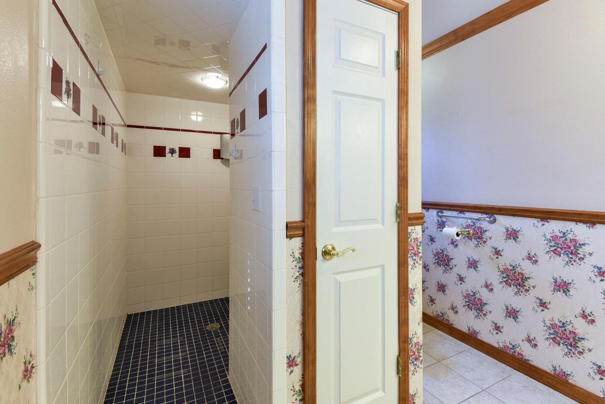 5 Bedroom Vacation Home Next To Silver Dollar City Branson Extérieur photo